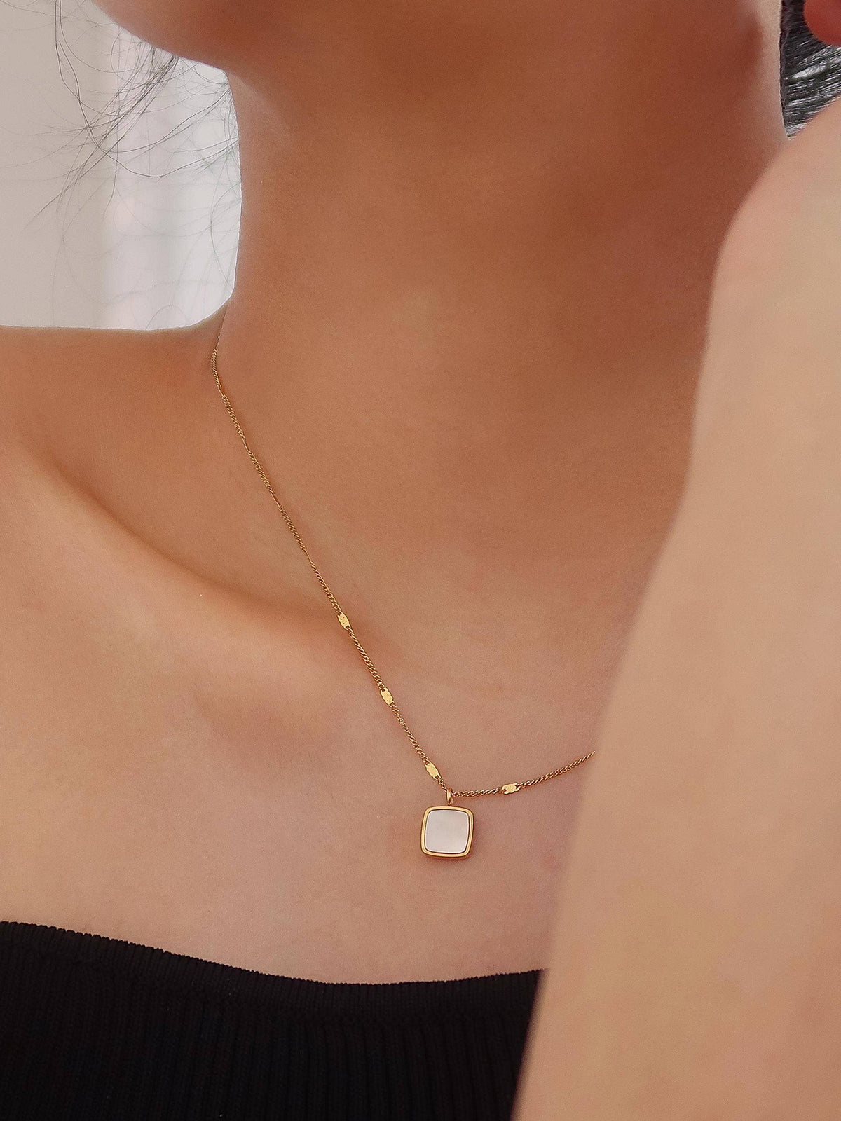 Felicity Shell Square Necklace