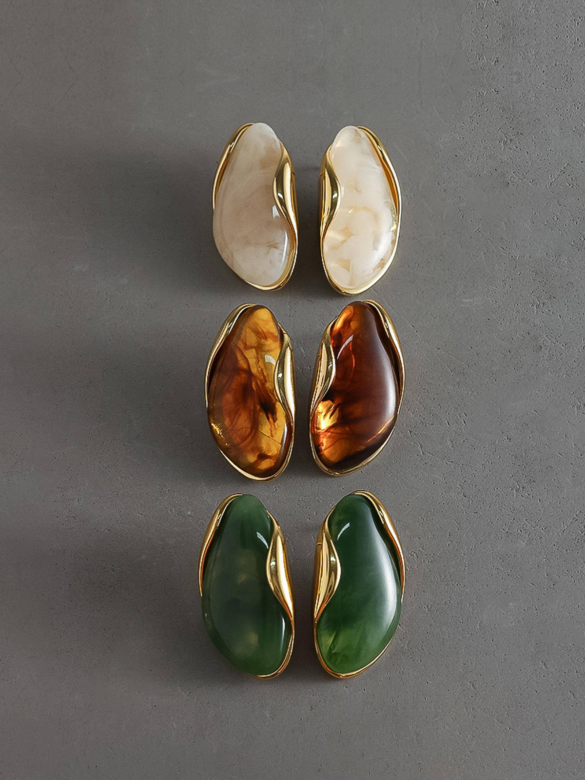 Maélie Resin Drop Earrings
