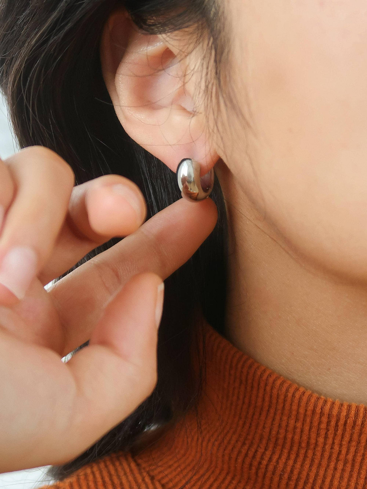 Blandine Classic Hoop Earring