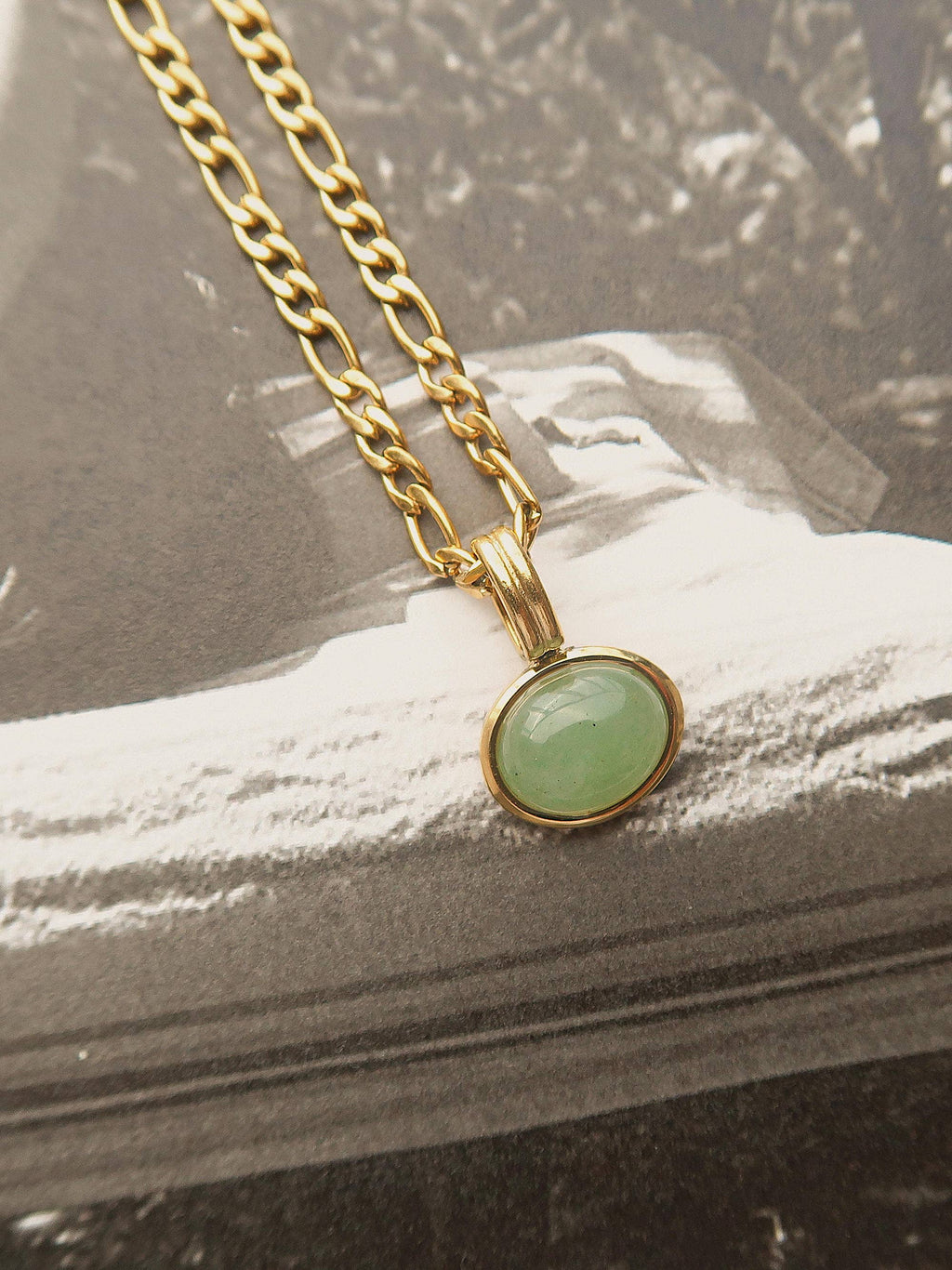Winslow Stone Pendant Chain Necklace
