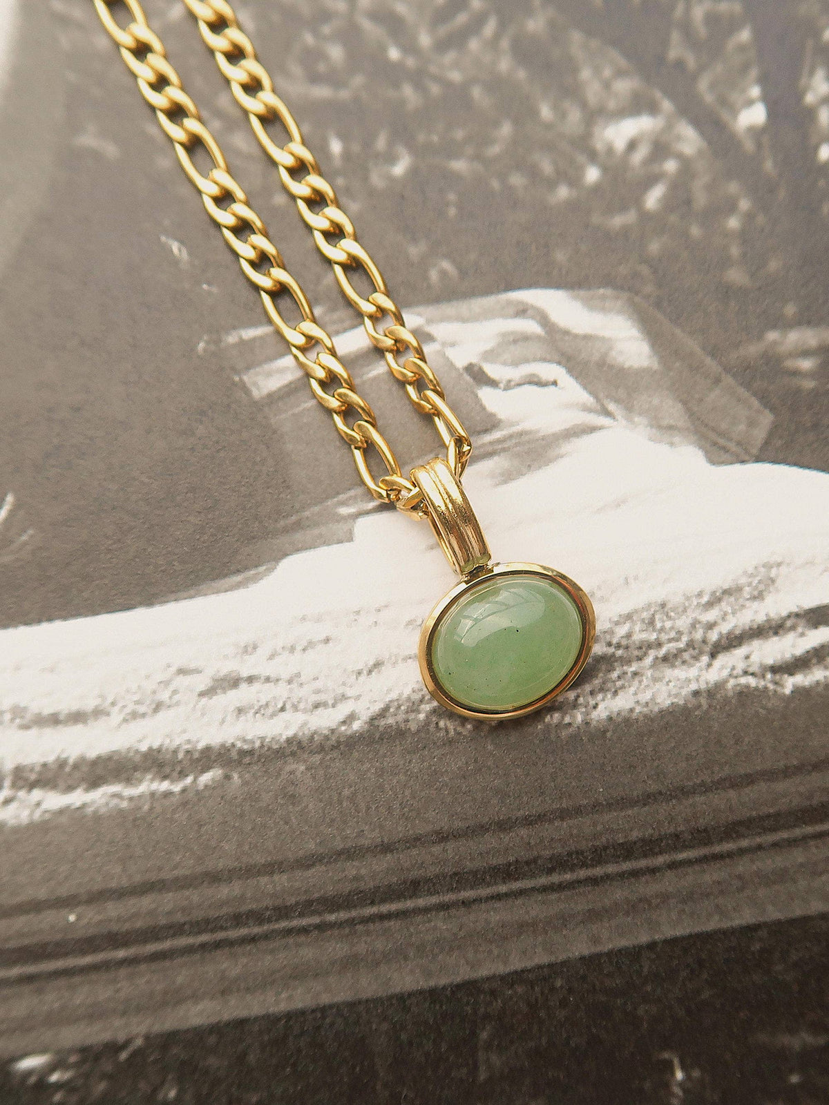 Winslow Stone Pendant Chain Necklace