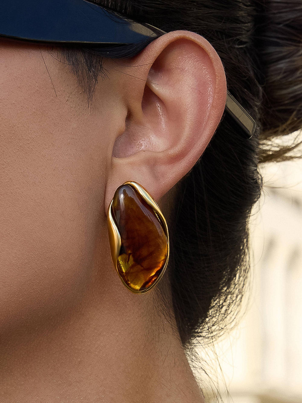 Maélie Resin Drop Earrings