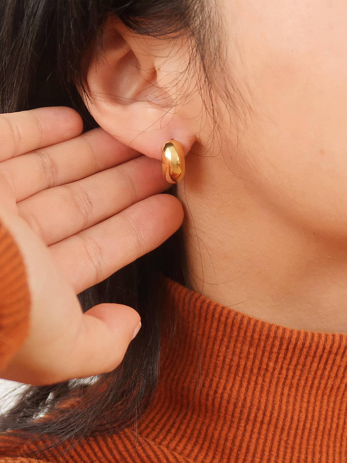 Blandine Classic Hoop Earring